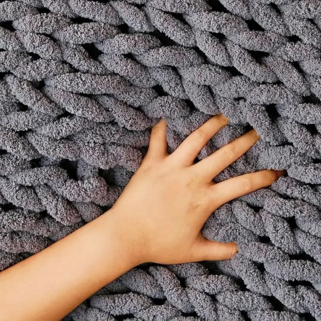 Cuddle Cloud - Luxurious Cuddle Blanket