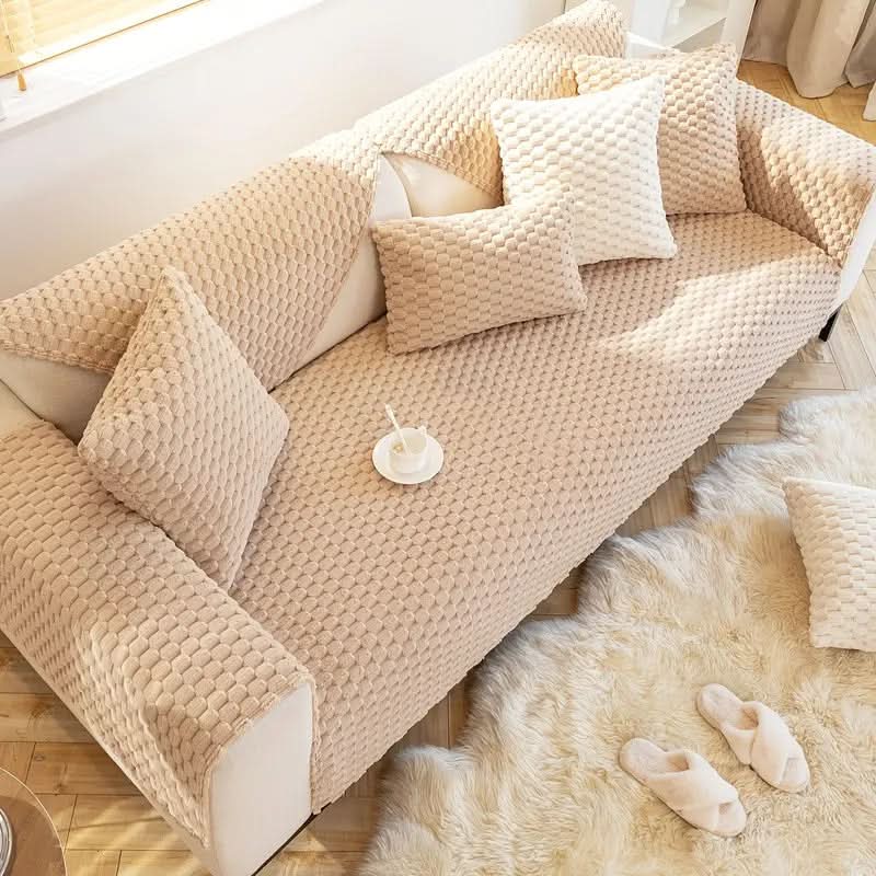 Snuggle Slipcover - The Ultimate Non-Slip Sofa Cover for More Comfort and Style
