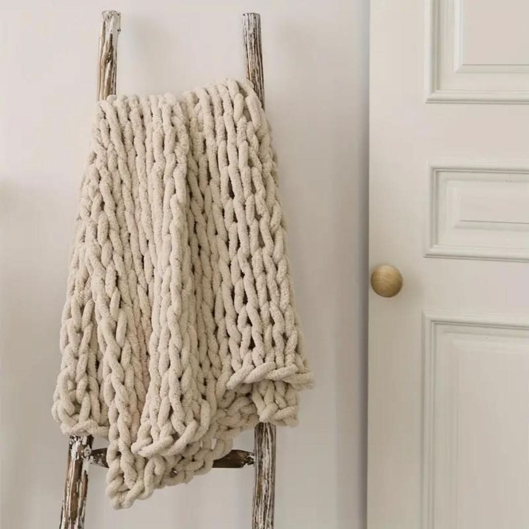 Cuddle Cloud - Luxurious Cuddle Blanket