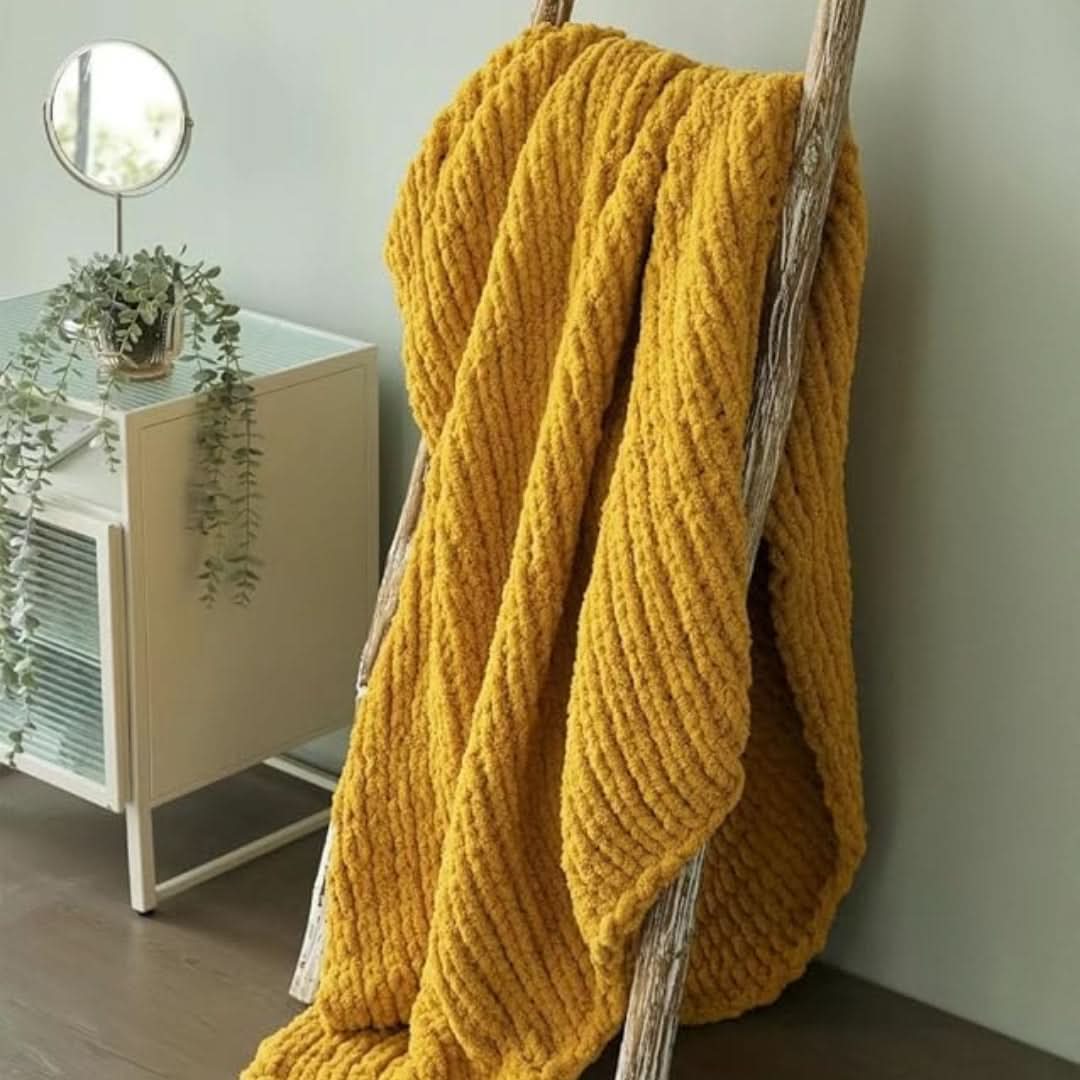 Cuddle Cloud - Luxurious Cuddle Blanket