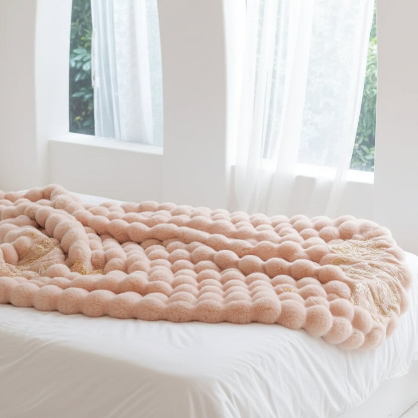 CORA - Ultra-Soft Fleece Blanket