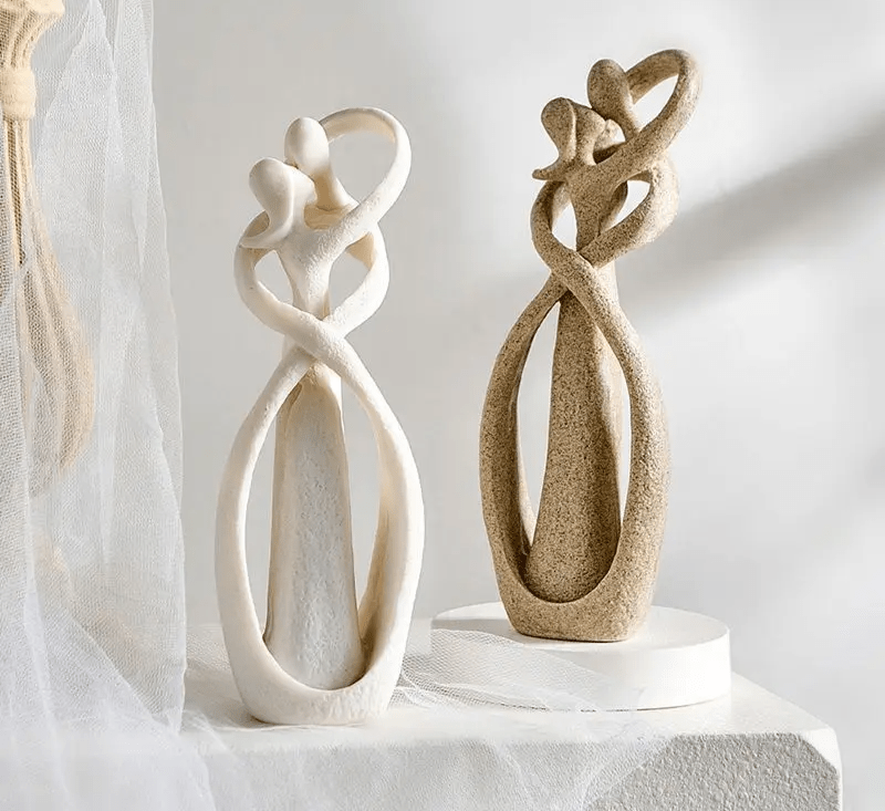 Armonia Embrace – Symbolic Decorative Sculpture for Love & Connection (Living Room Decor in Black or Bronze)