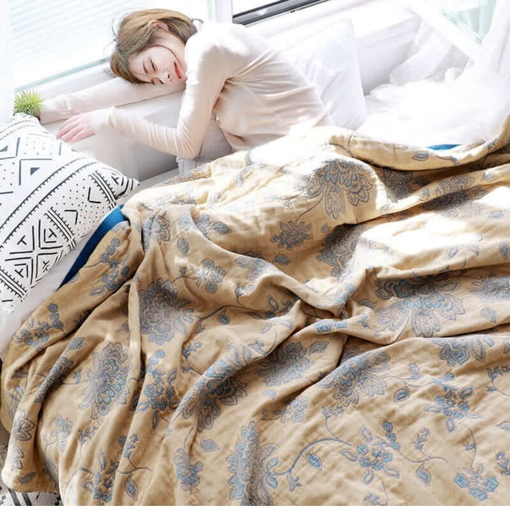FARA - Modern Cuddly Blanket