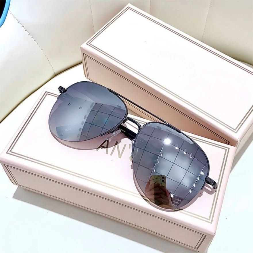 Air Glide Sunglasses - Men's Pilot Sunglasses with Gradient and UV400 Protection