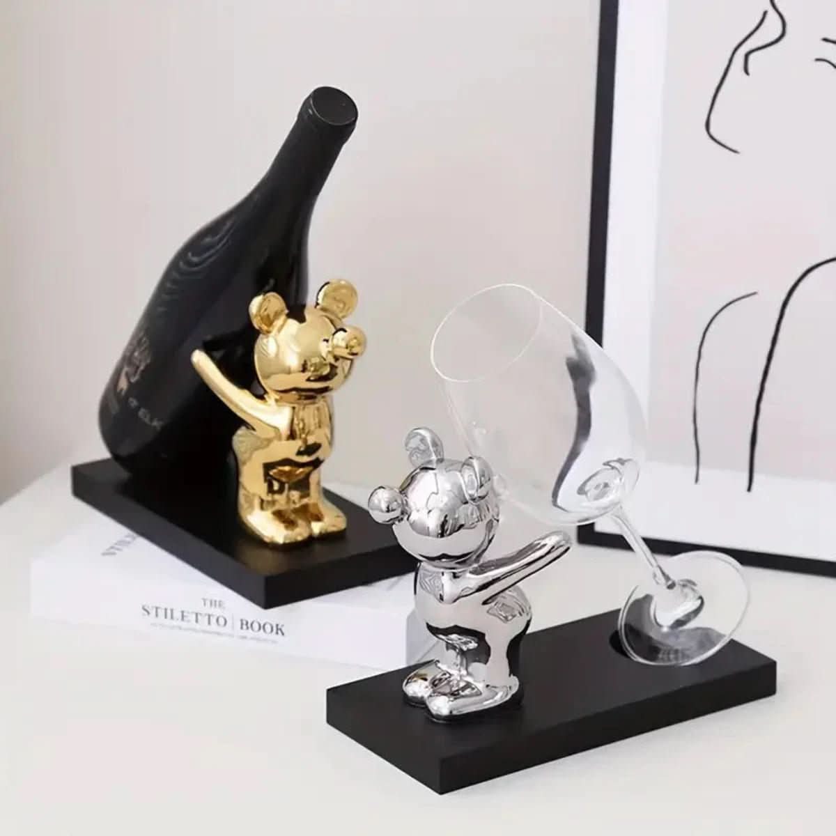 Bärenwein Rack – Decorative Ceramic Bear Design Wine Rack for Stylish Bottle Storage