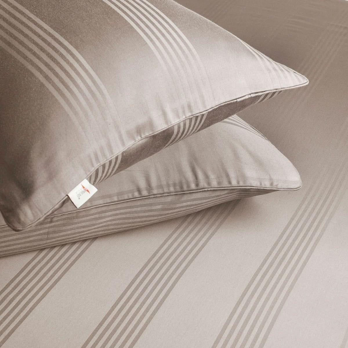 Aurelisse Pillowcases Premium Cotton Luxurious Pillow Shams for a Stylish Bedroom