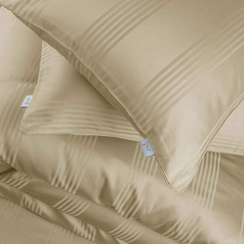 Aurelisse Pillowcases Premium Cotton Luxurious Pillow Shams for a Stylish Bedroom