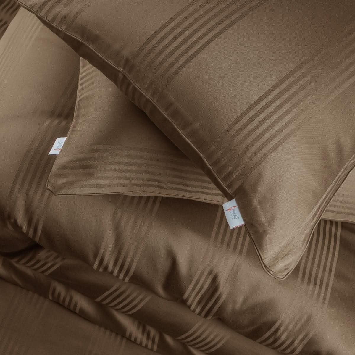 Aurelisse Pillowcases Premium Cotton Luxurious Pillow Shams for a Stylish Bedroom