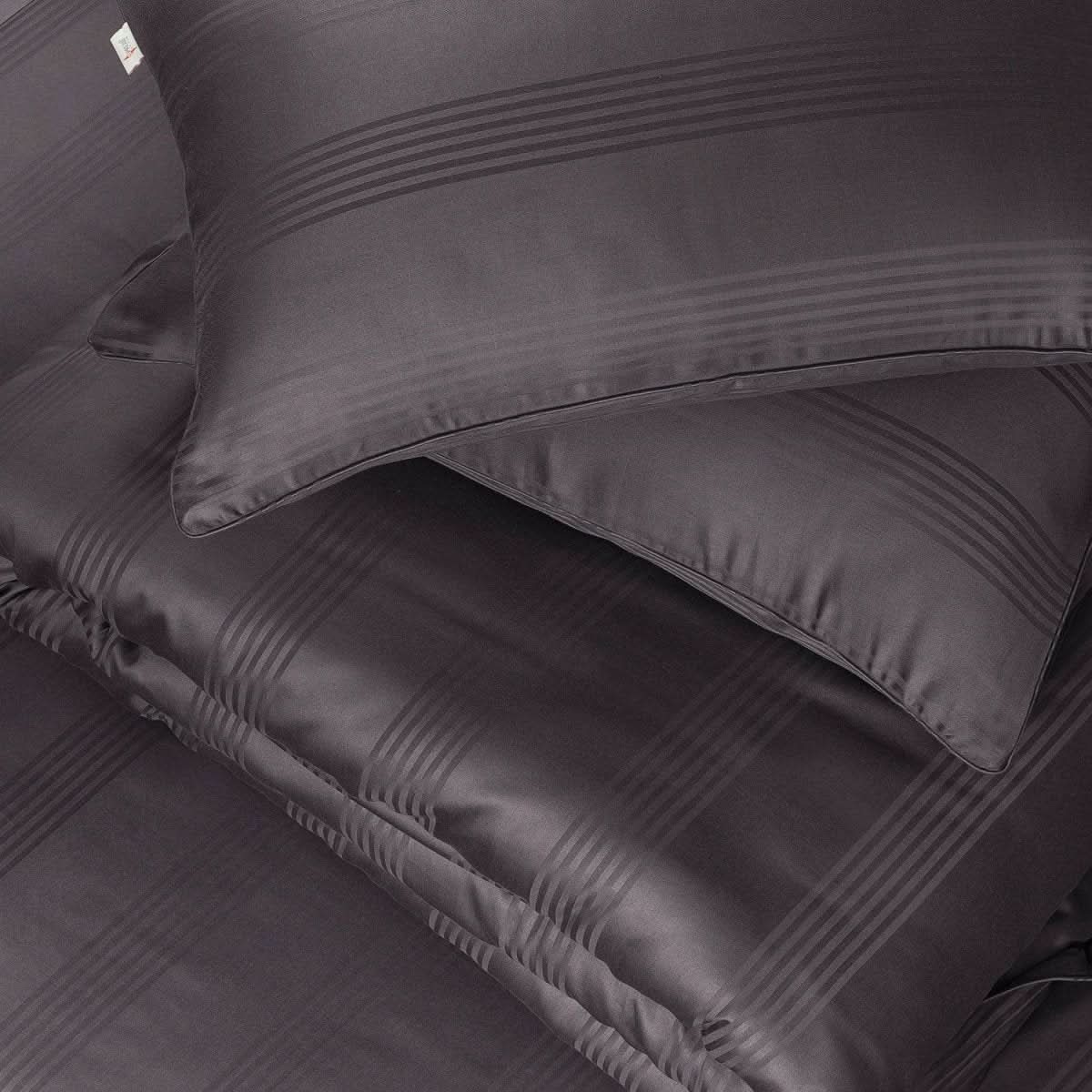 Aurelisse Pillowcases Premium Cotton Luxurious Pillow Shams for a Stylish Bedroom
