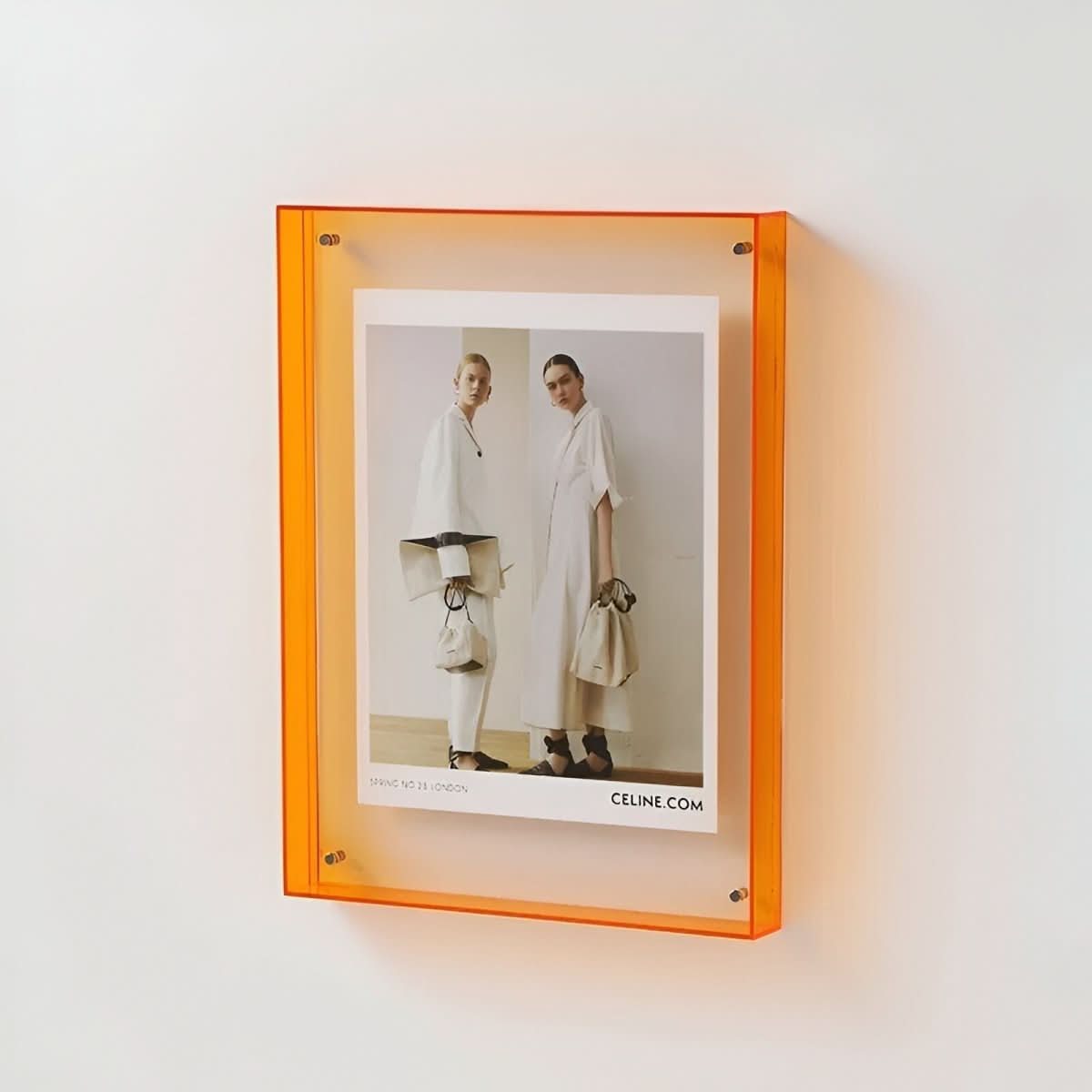 Crystal Frame – Modern Acrylic Picture Frame For Floating Elegance