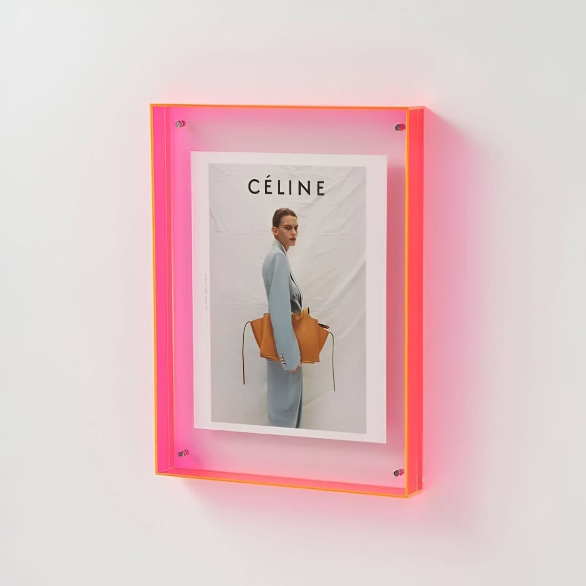 Crystal Frame – Modern Acrylic Picture Frame For Floating Elegance