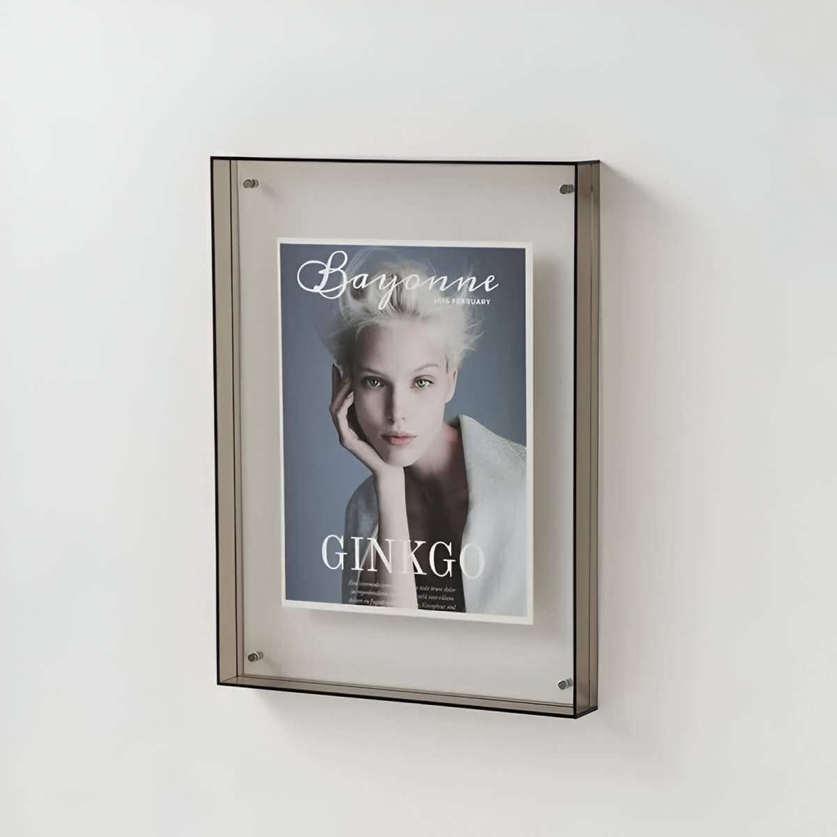 Crystal Frame – Modern Acrylic Picture Frame For Floating Elegance