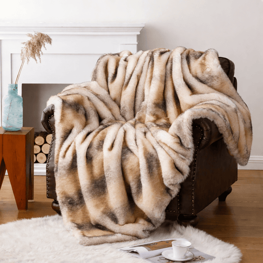 COZYLUXE – Elegant Fleece Blanket For Cozy Nights & Stylish Living (135×200 cm)