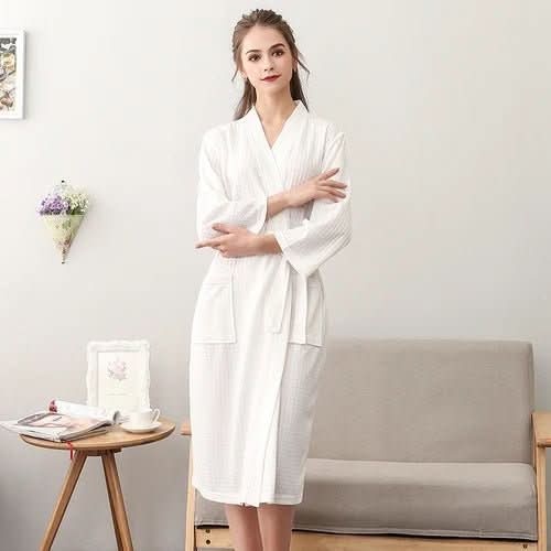 CottonWave – Gender-Neutral Waffle Bathrobe Made of Polyester, Breathable and Stylish