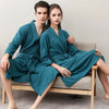CottonWave – Gender-Neutral Waffle Bathrobe Made of Polyester, Breathable and Stylish