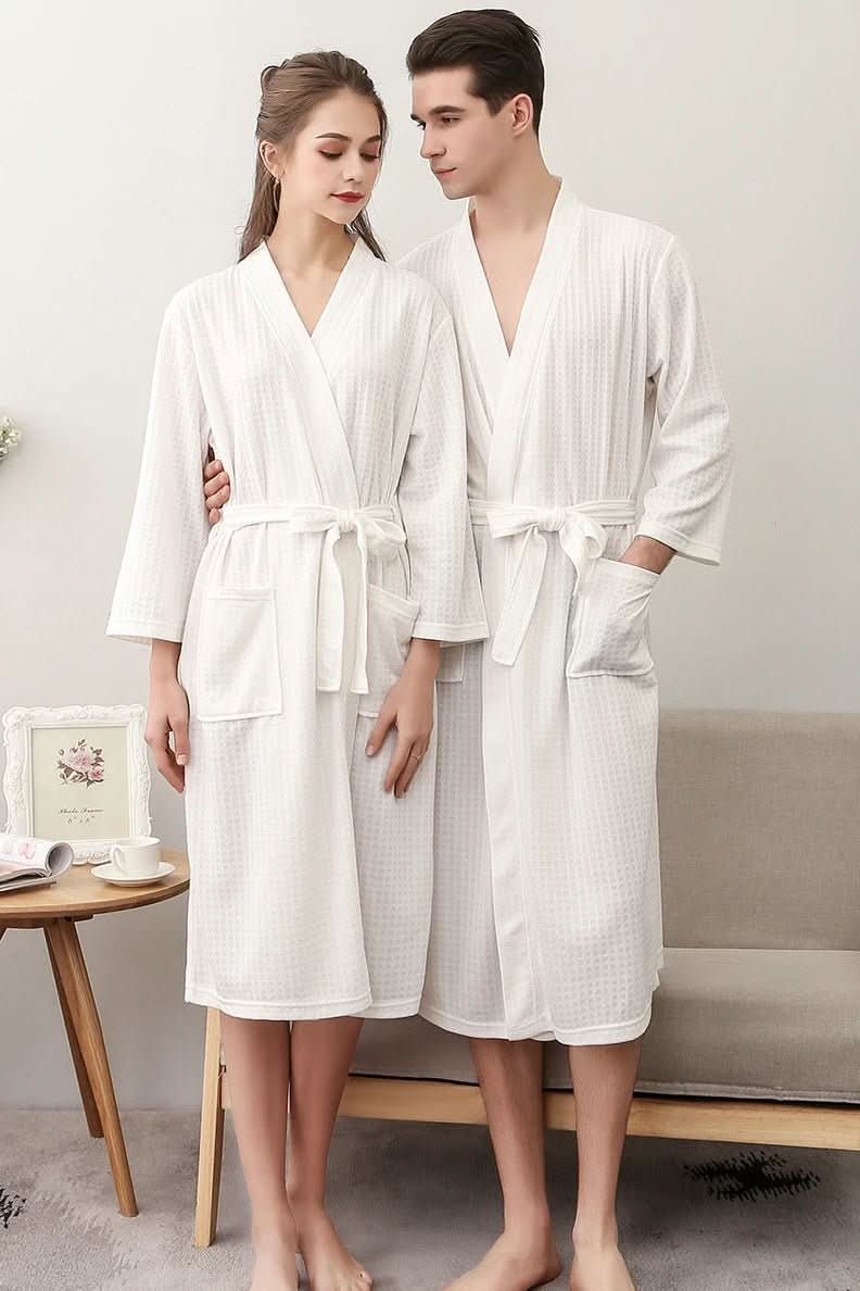 CottonWave – Gender-Neutral Waffle Bathrobe Made of Polyester, Breathable and Stylish