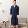 CottonWave – Gender-Neutral Waffle Bathrobe Made of Polyester, Breathable and Stylish