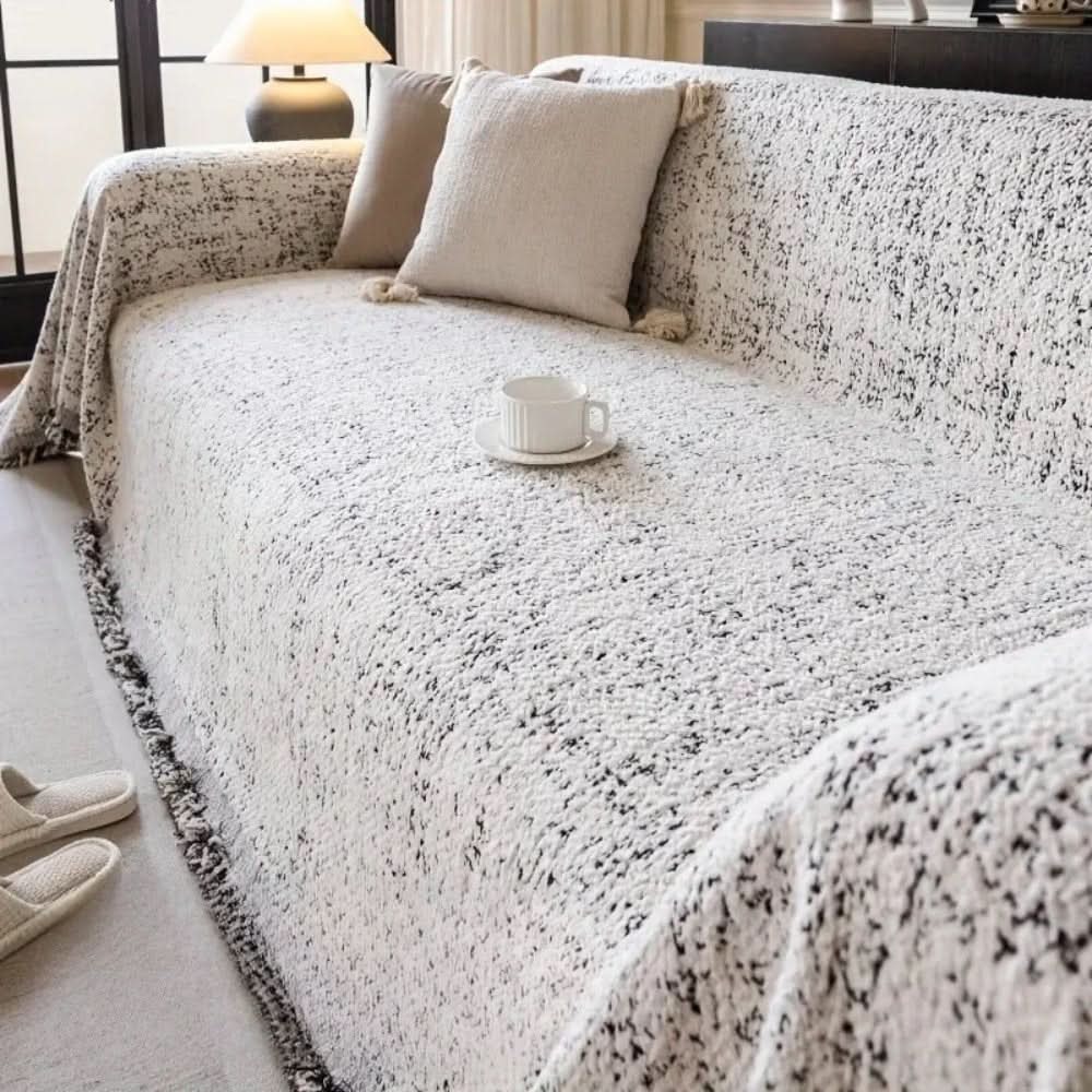 Cuddle Nest – Reversible Microfiber Sofa Cover, Non-Slip and Easy-Care