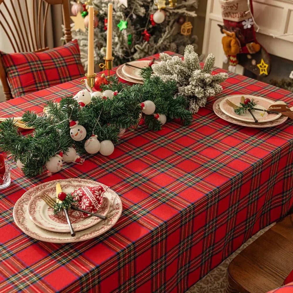 Festliche Tischdecke Abwaschbar - Karomuster in Rot-Grün für Weihnachten 4