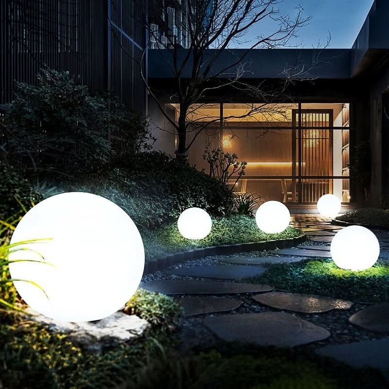 GLOWGLOBE – LED Light Sphere with 16 Colors and Remote Control for Indoor and Outdoor Use