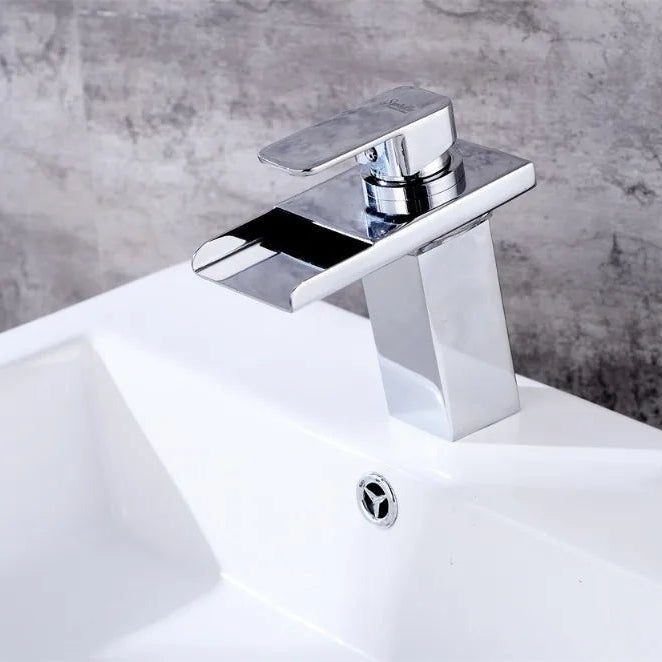 VidricLED - Temperature-Dependent Wall-Mounted Faucet