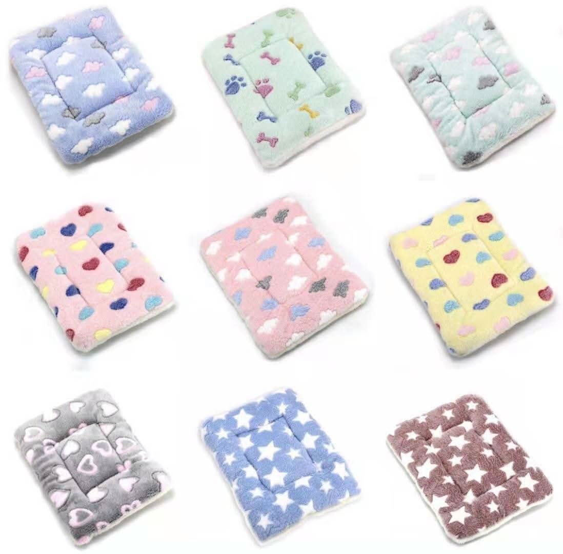 PETCLOUD – Fluffy Comfort Pet Pillow with Relaxing Feel-Good Effect