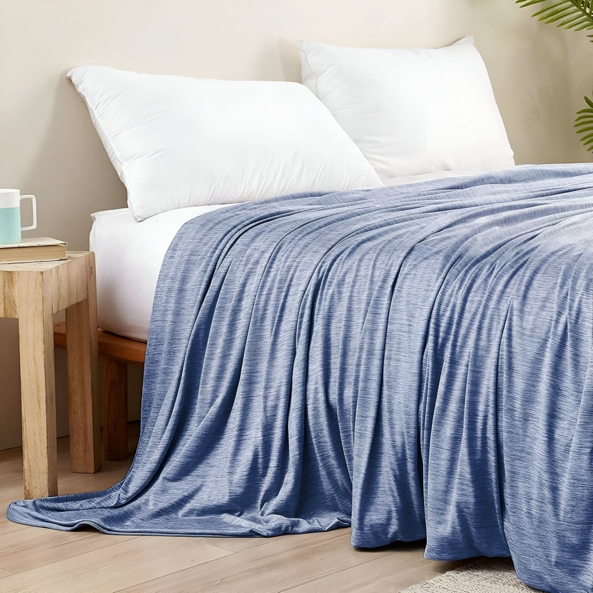 PLUMARIA - Ultra-Soft Cooling Blanket