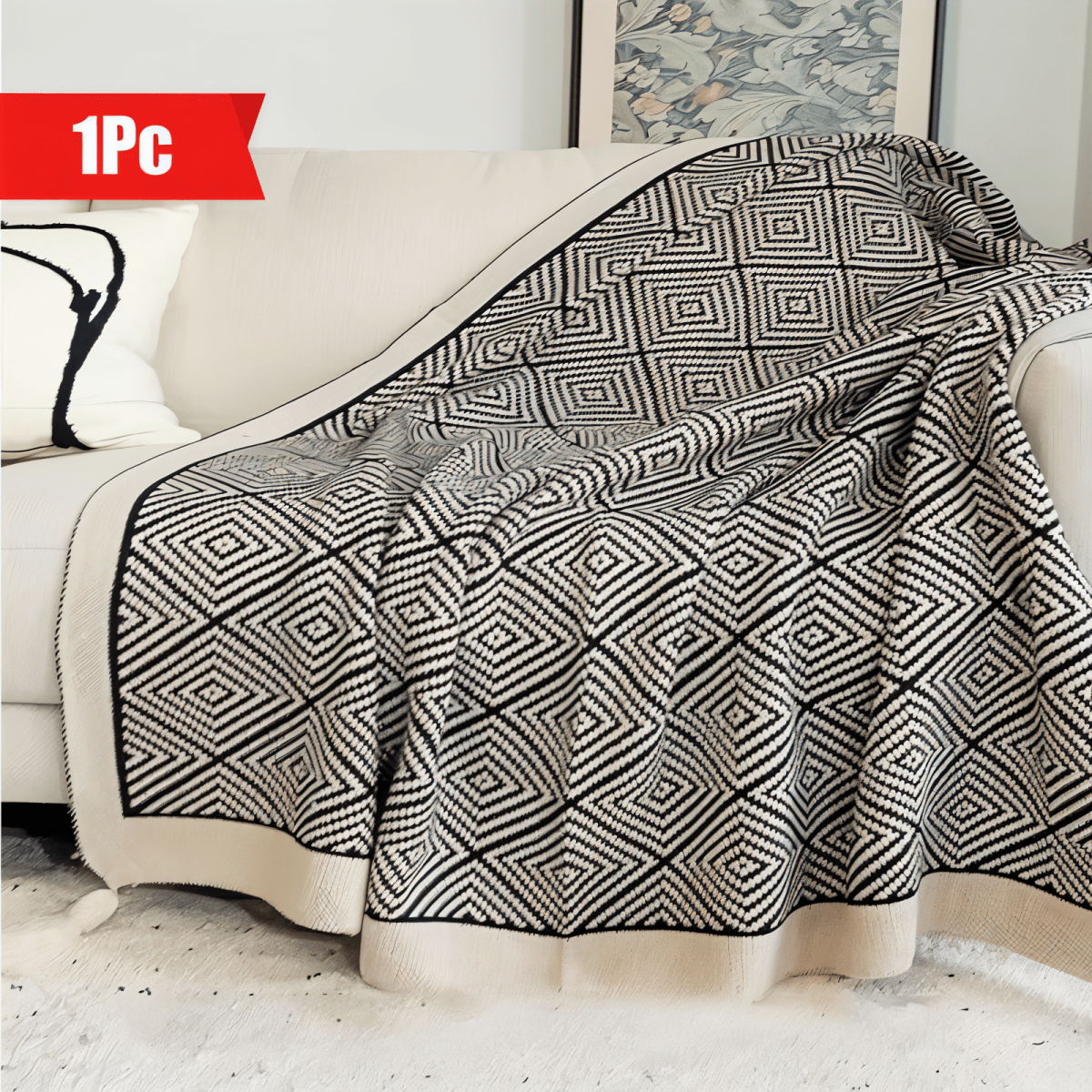 Polystripe – Cozy Black and White Geometric Fleece Blanket