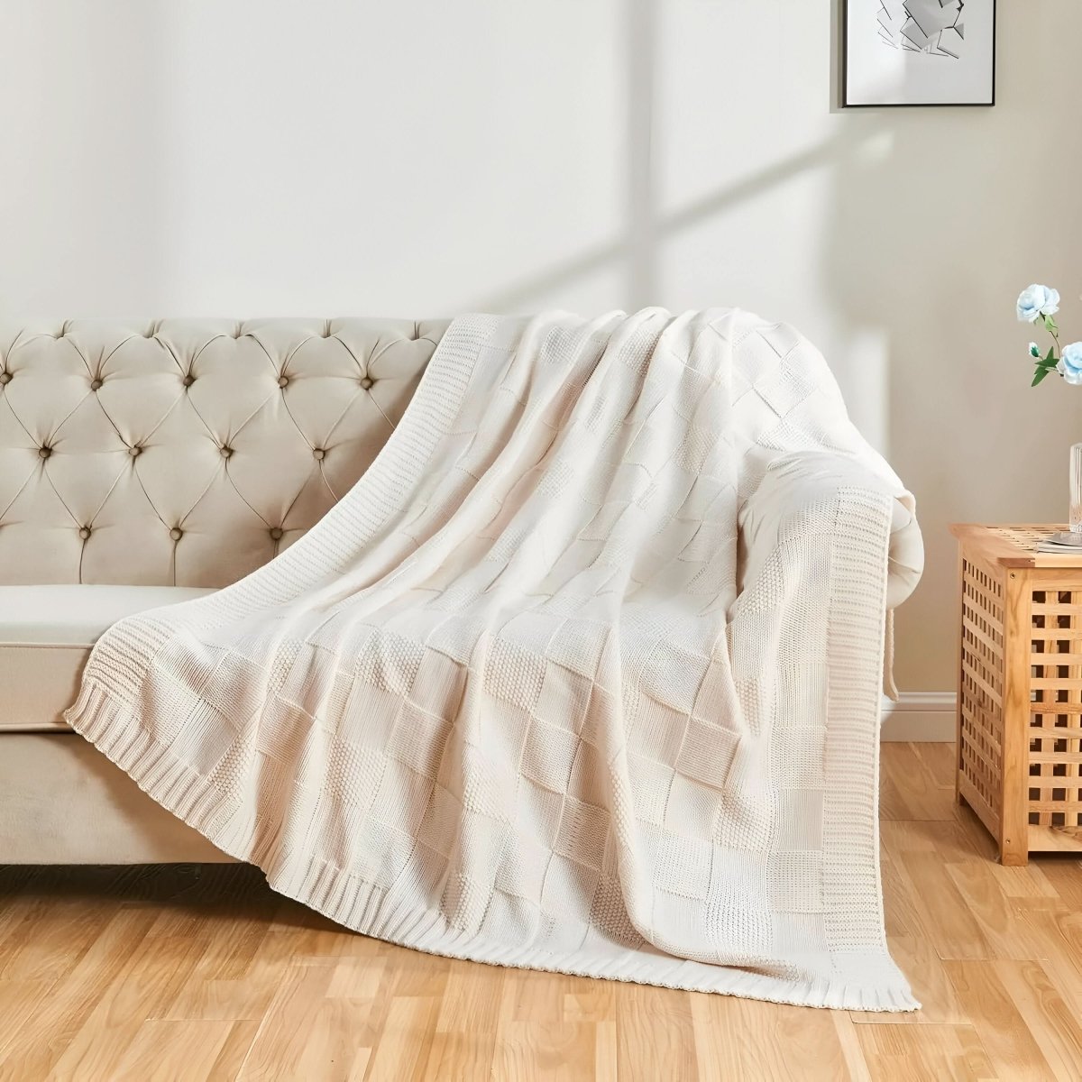 Monostripe – Minimalist Knitted Blanket