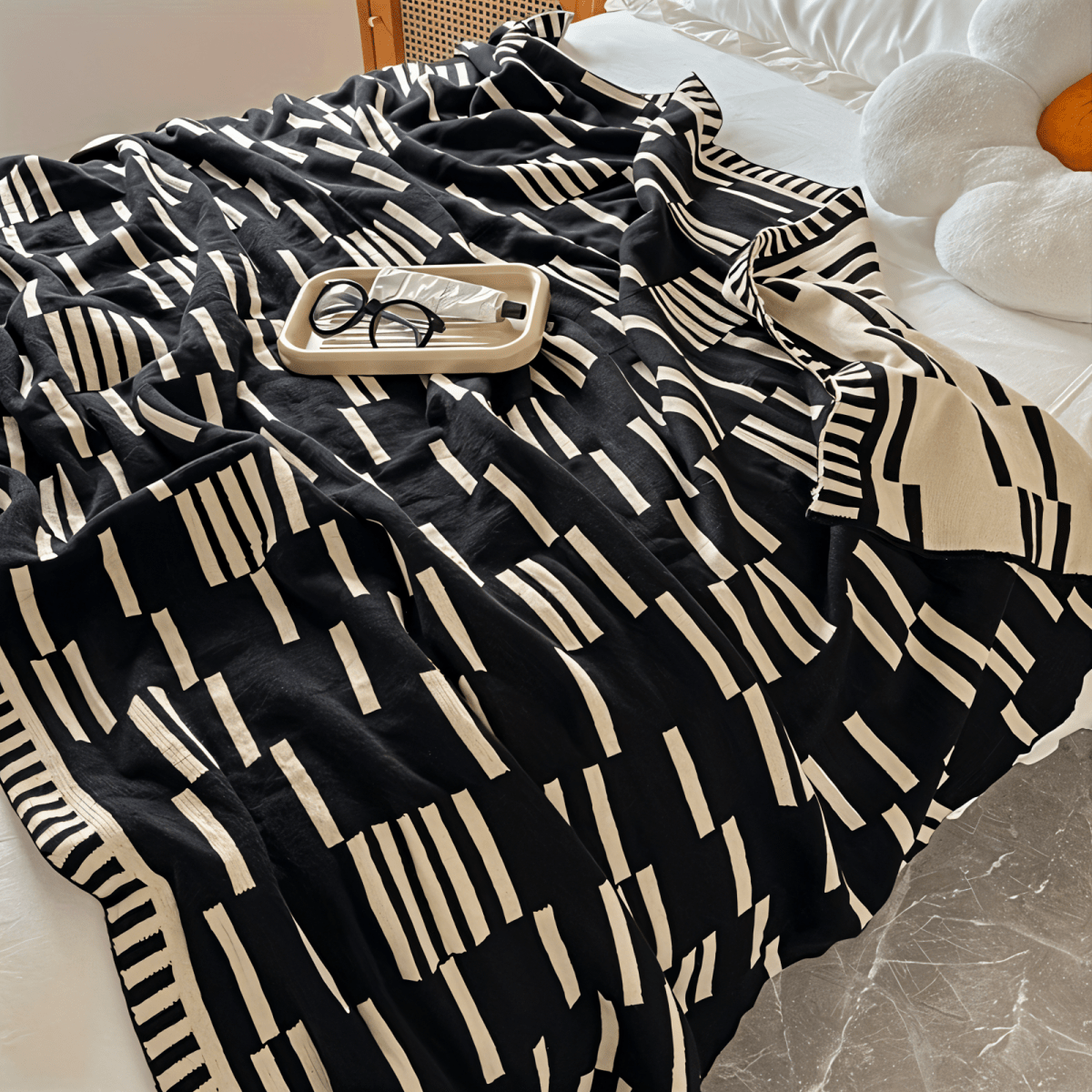 NEUTRAPLUSH - Premium Blanket