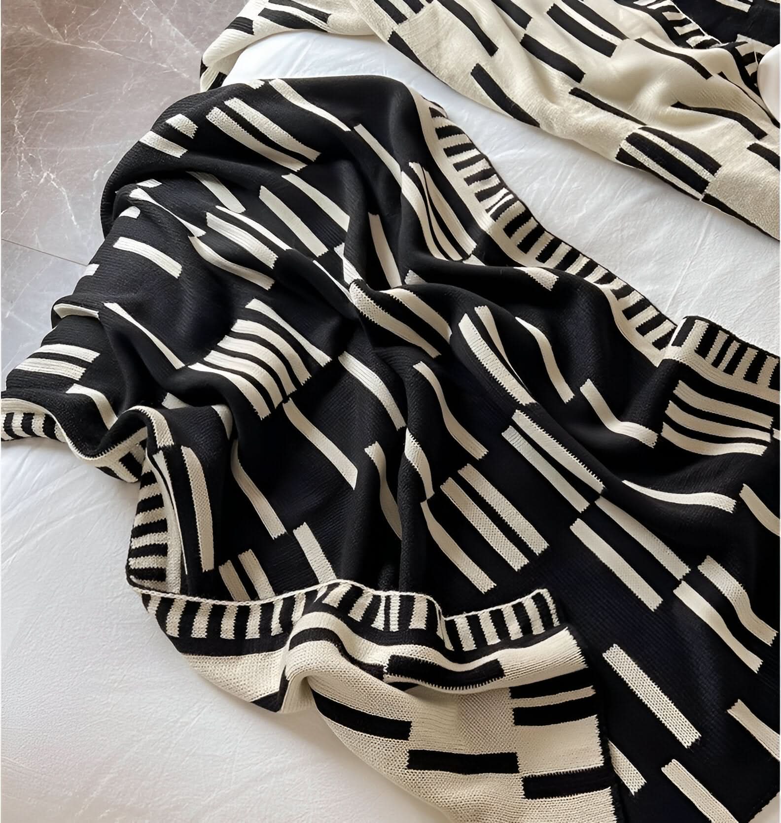 NEUTRAPLUSH - Premium Blanket