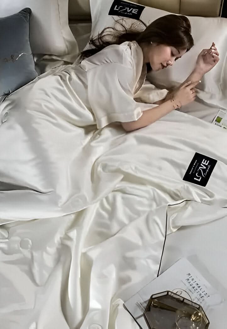 Fluffina - High-Quality Satin Silk Bed Linen