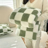 SNUGSPOT – Colorful Plaid Fleece Blanket