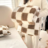 SNUGSPOT – Colorful Plaid Fleece Blanket