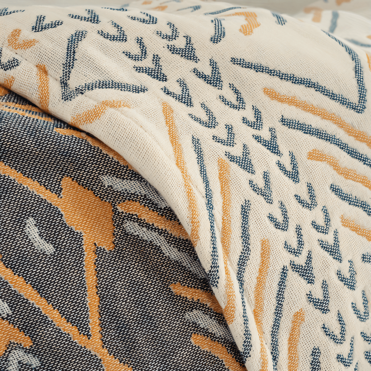 WEAVELOFT – Reversible Cotton Throw Blanket