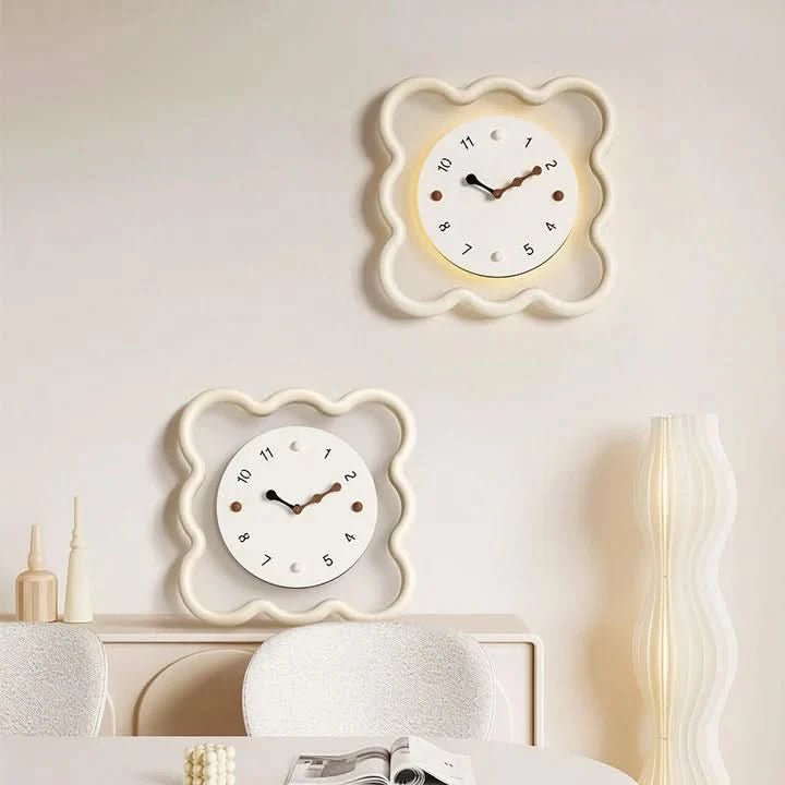 Ala - Foam sugar-inspired wall clock
