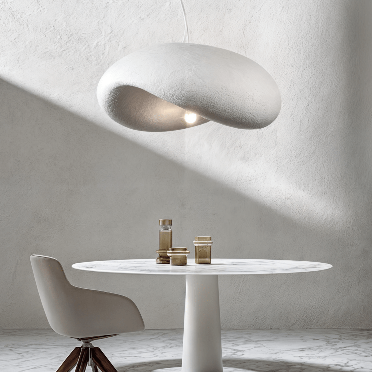 Customizable Resin Lamp with Beautifully Designed Shade for a Tranquil Ambiance
