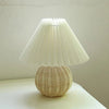LUMIHERITAGE – Vintage-Tischlampe mit plissiertem Schirm für klassisches Ambiente 11