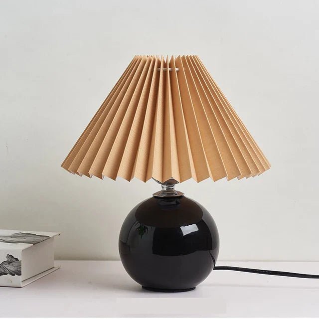 LUMIHERITAGE – Vintage-Tischlampe mit plissiertem Schirm für klassisches Ambiente 6