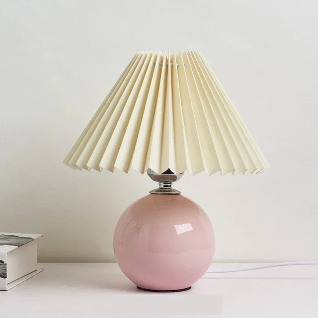 LUMIHERITAGE – Vintage-Tischlampe mit plissiertem Schirm für klassisches Ambiente 9
