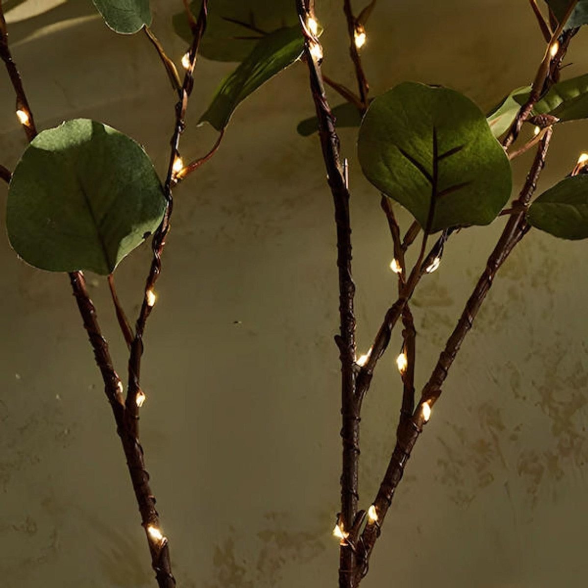 LUMIVISTA Olive Light – Mediterranean LED Light Branches for Atmospheric and Cordless Decoration