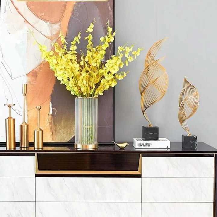 Hera - Minimalist, Modern Ornament