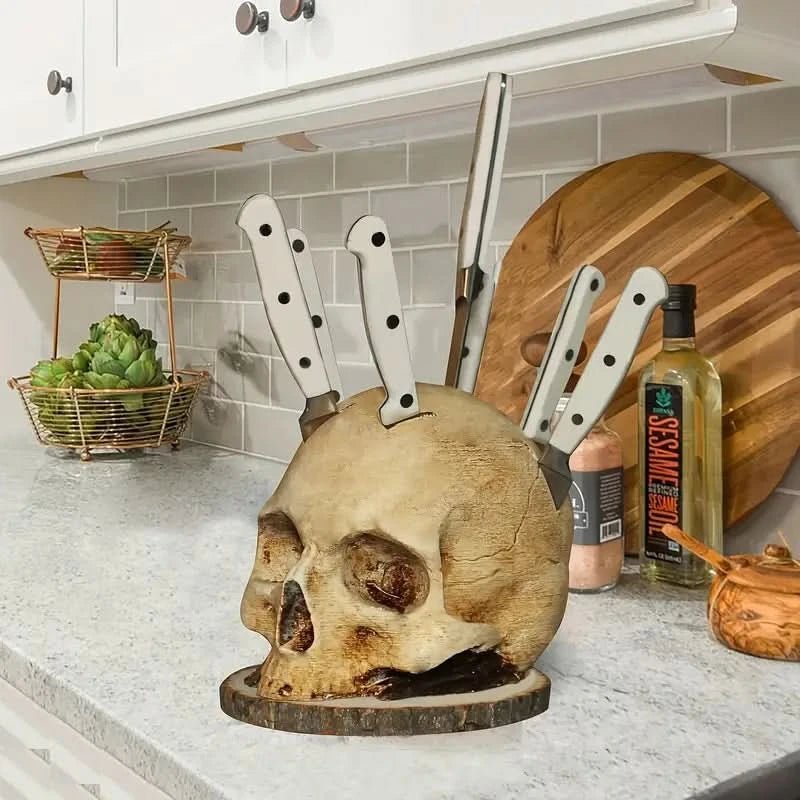 Sutura - Gothic Skull Knife Holder