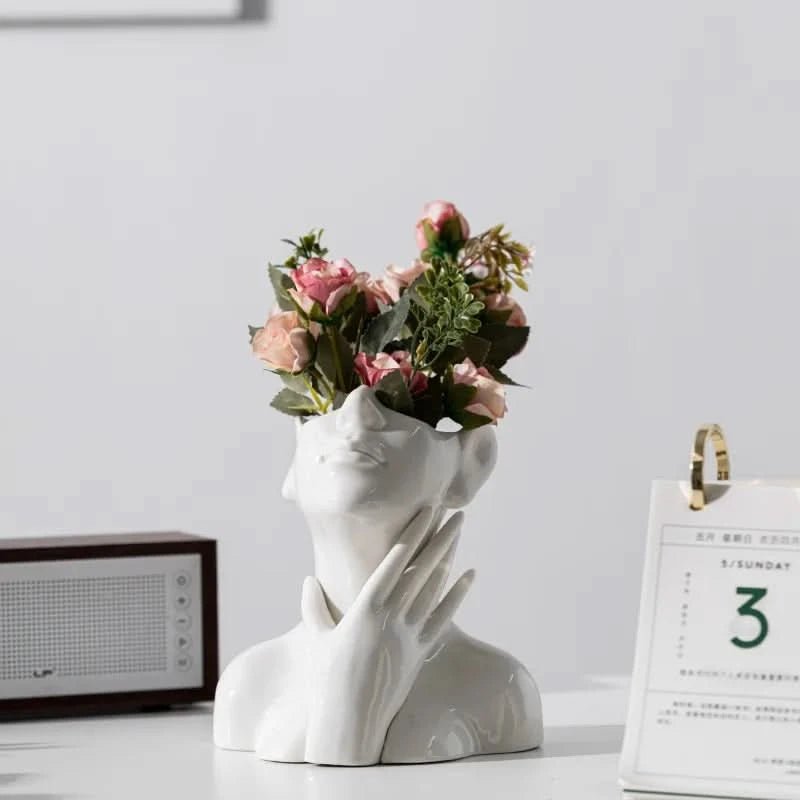 Blossom – A Vase Full of Sophistication and Charm