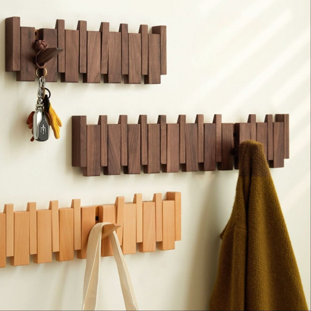 PIANOHANG – Piano-Inspired Solid Wood Wall Coat Rack with Fold-Out Hooks