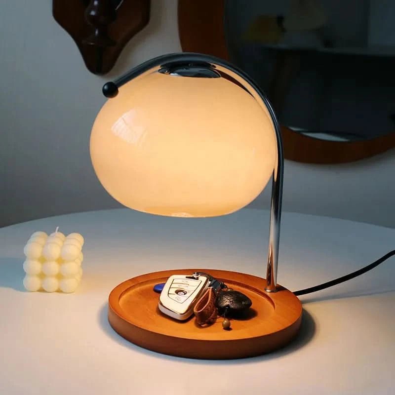 LUNIVA – Timeless Table Lamp