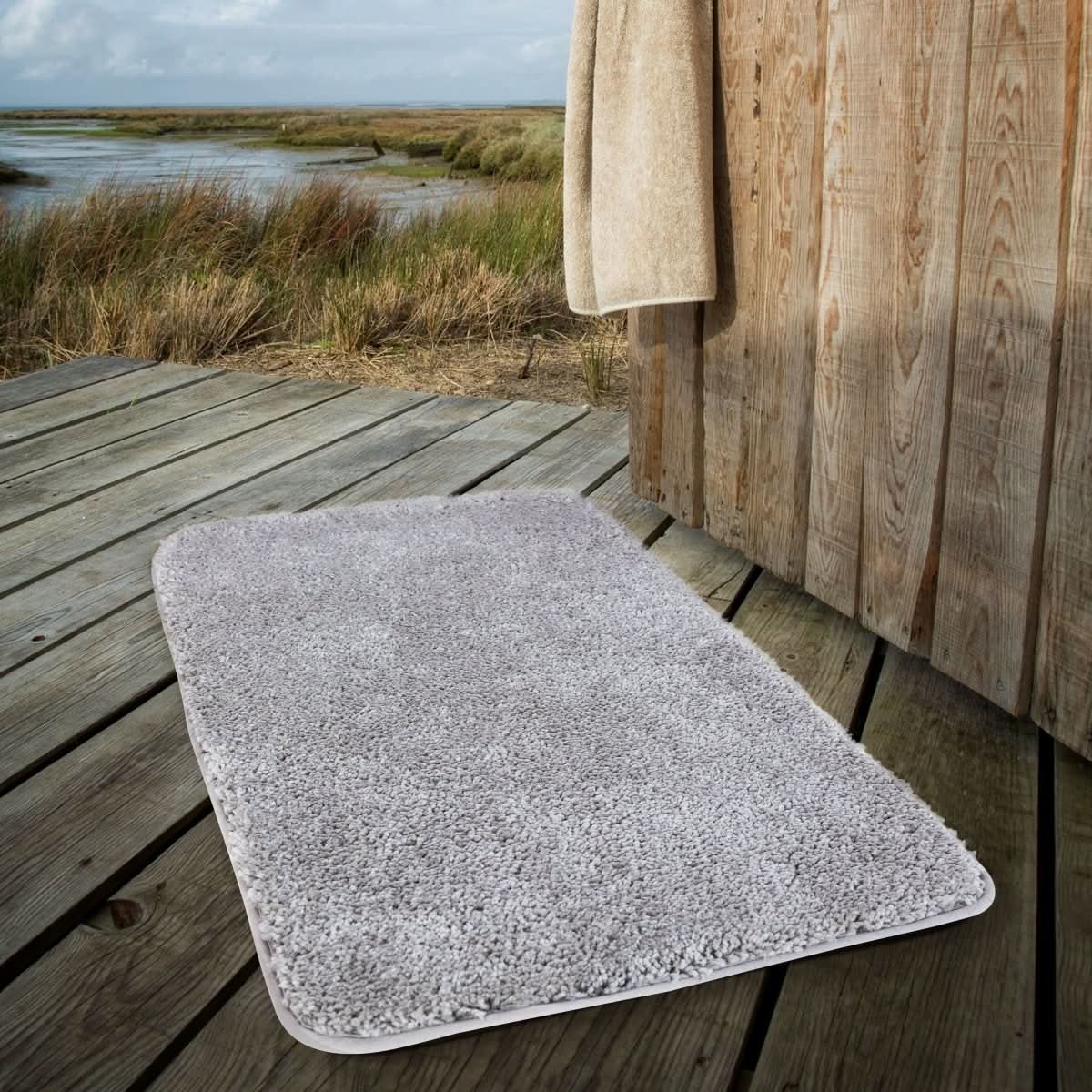 Veluvia Comfort Mat | Ultra-Soft Microfiber Bath Mat | Quick Drying & Non-Slip