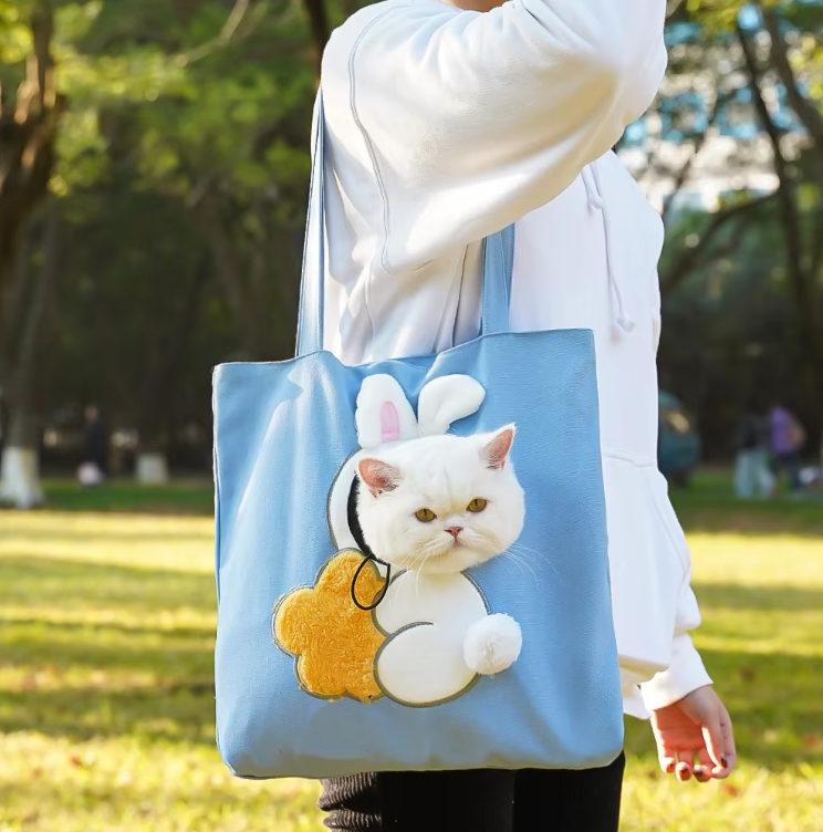 Katzen-Tragetasche im Tierkostüm-Design – Bequeme Tasche für Haustiere in lustigen Motiven
