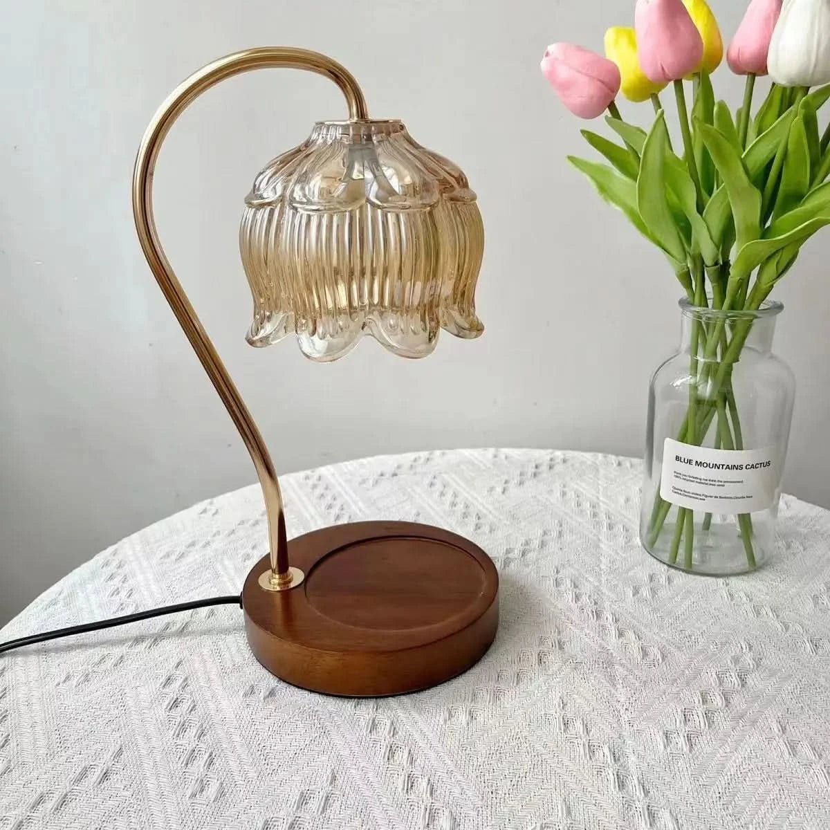 LIVORA – Stylish Table Lamp