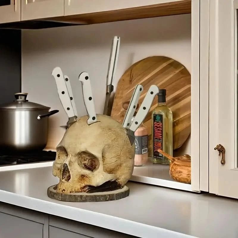 Sutura - Gothic Skull Knife Holder
